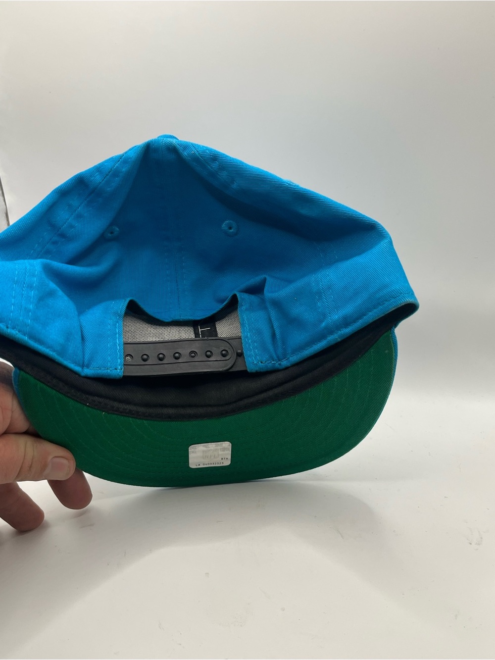 New Era 9Fifty  Carolina Panthers Teal Snapback Hat with Black & White Logo - Picture 3 of 6